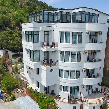 Vista Hotel 트빌리시 외부 사진