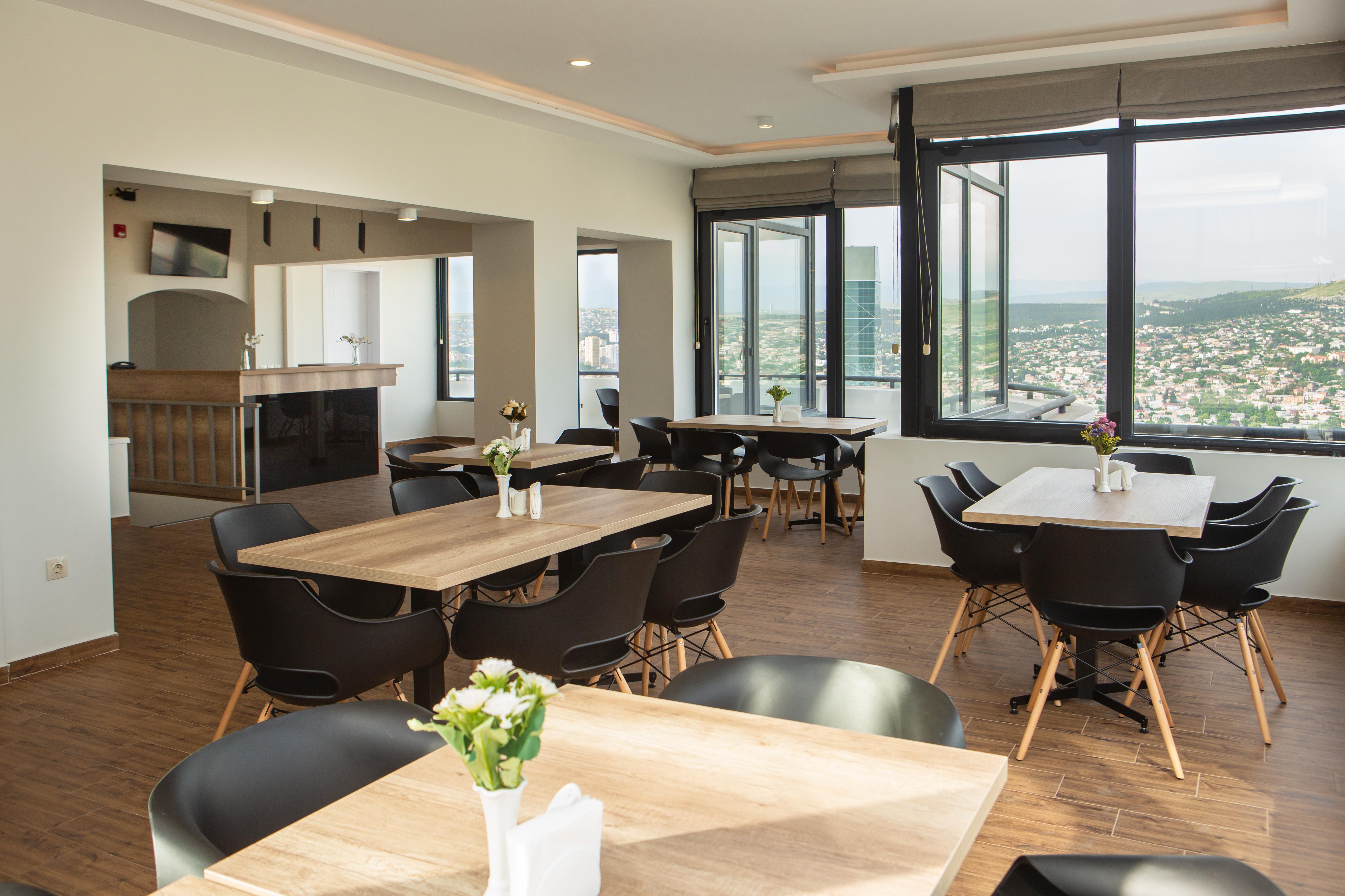 Vista Hotel 트빌리시 외부 사진