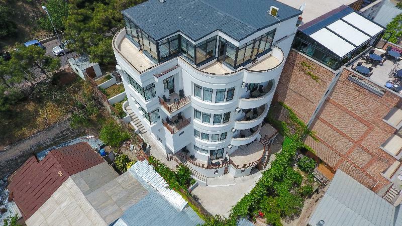 Vista Hotel 트빌리시 외부 사진